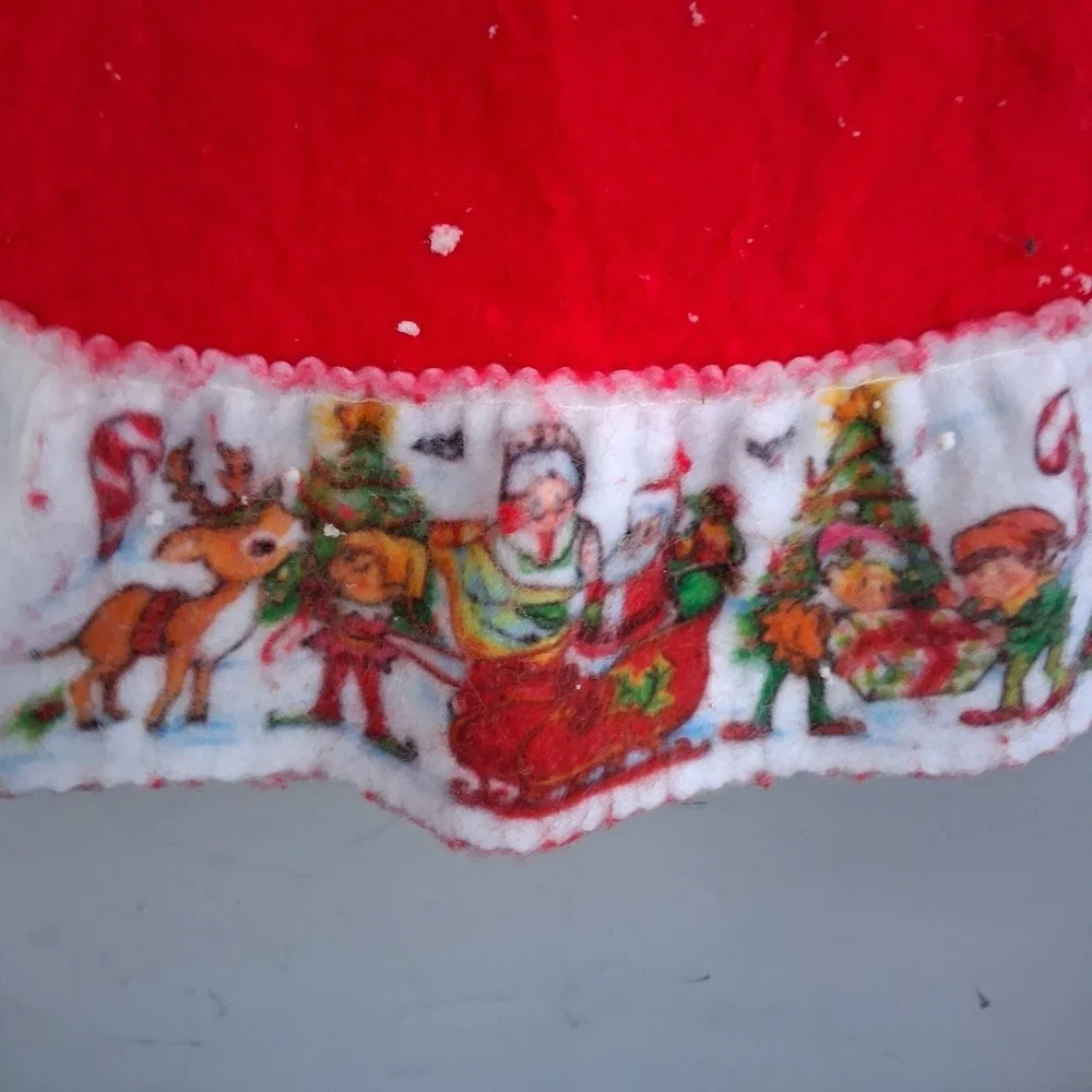 Vintage 80s 90s Christmas Tree Skirt Whimsical Santa Elves Sweet Print Border...